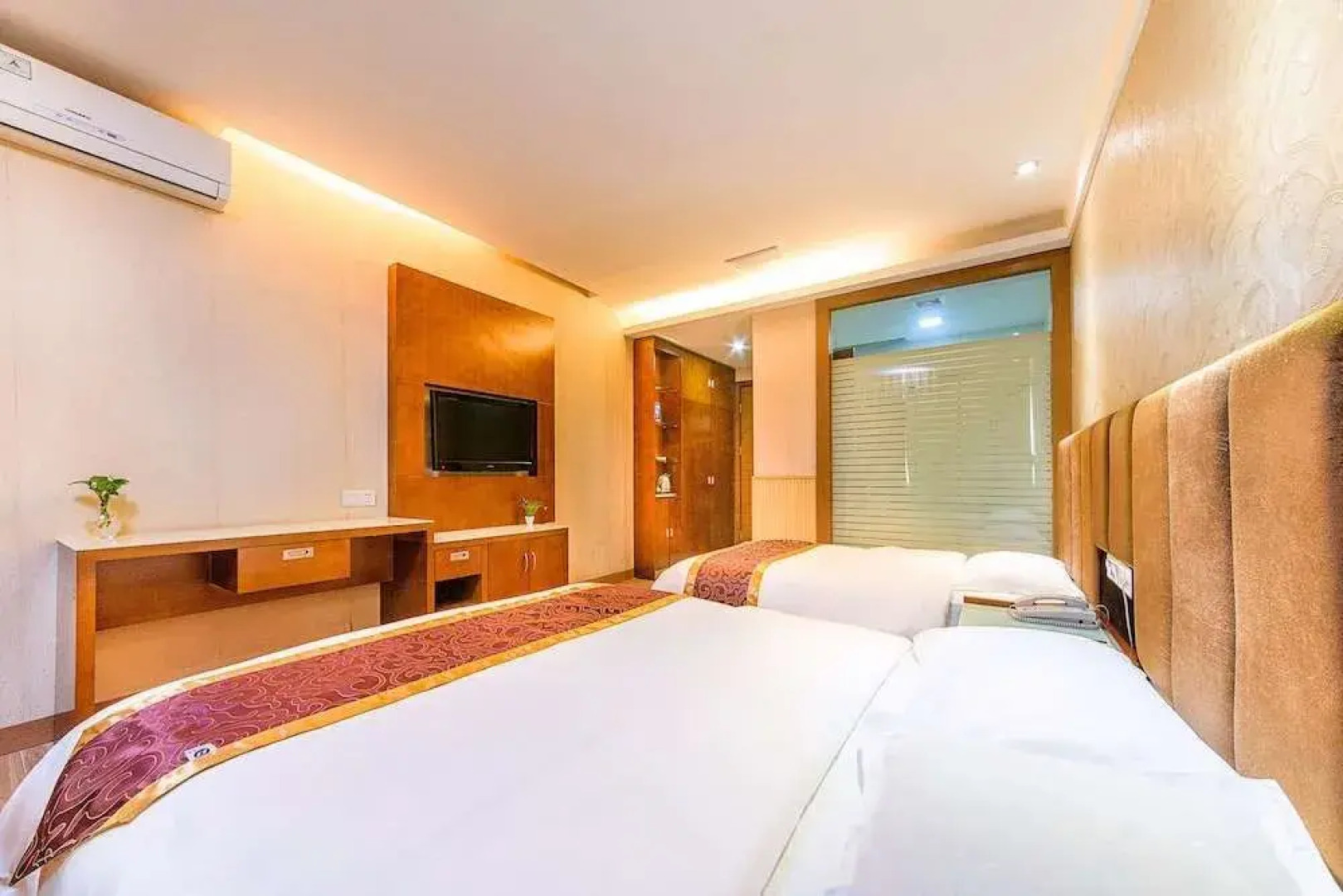 Kaiserdom Hotel Guangzhou Airport