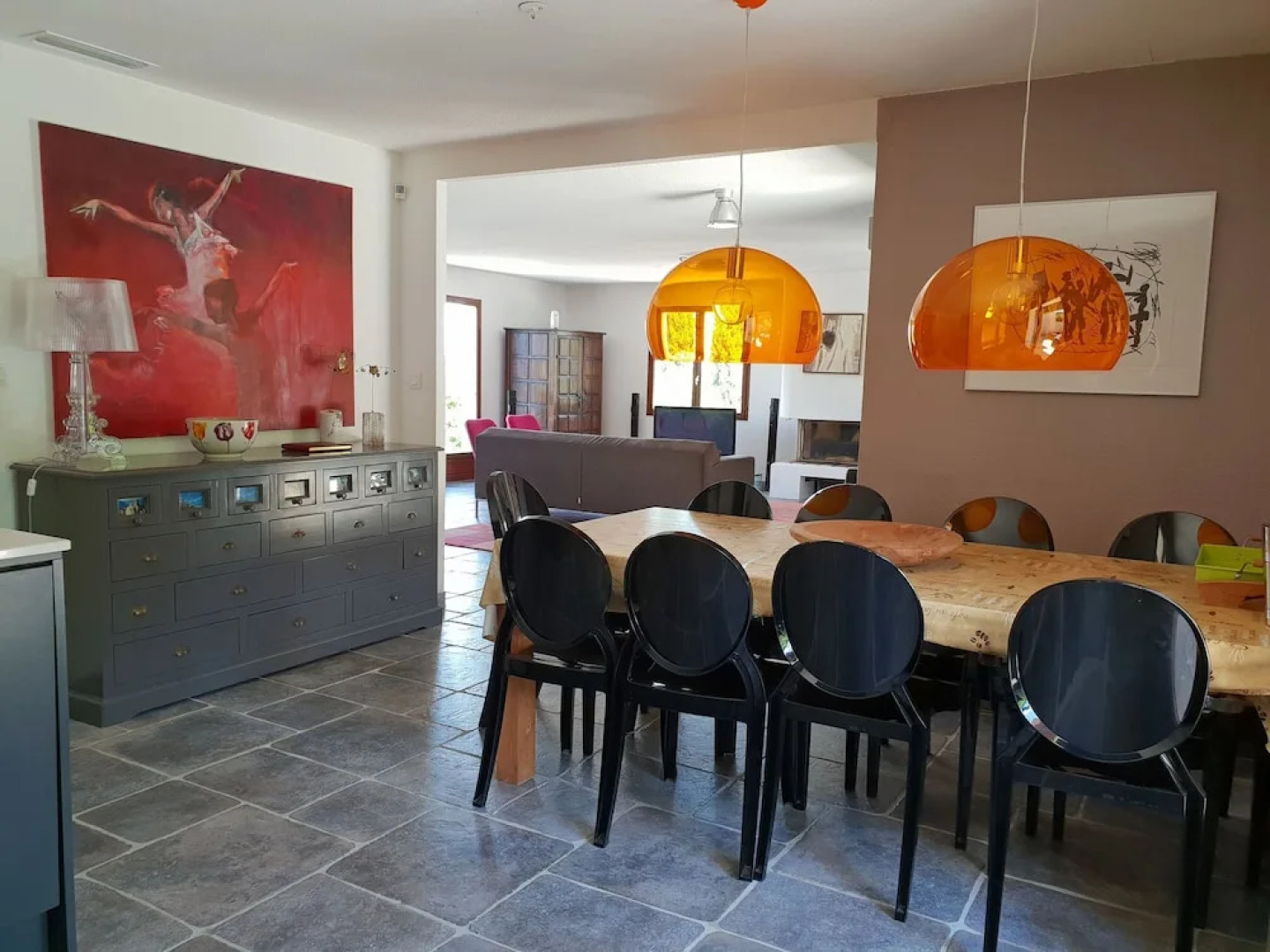 Modern Villa in Montbrun-des-Corbieres with Private Pool