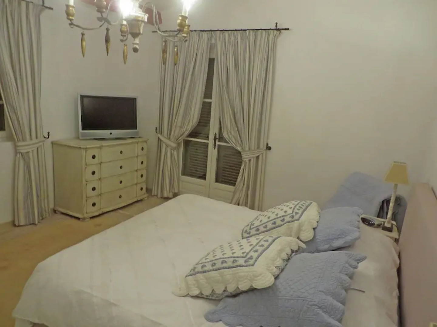 Plushy Villa in Saint Tropez With Pool and 2 Pvt. Terraces