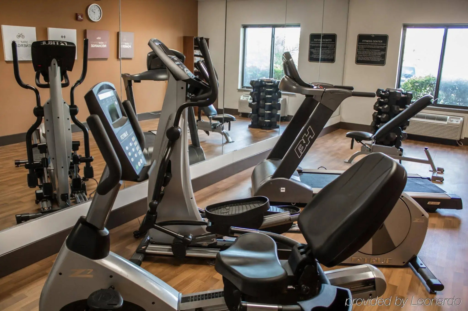 Comfort Suites Savannah North I-95