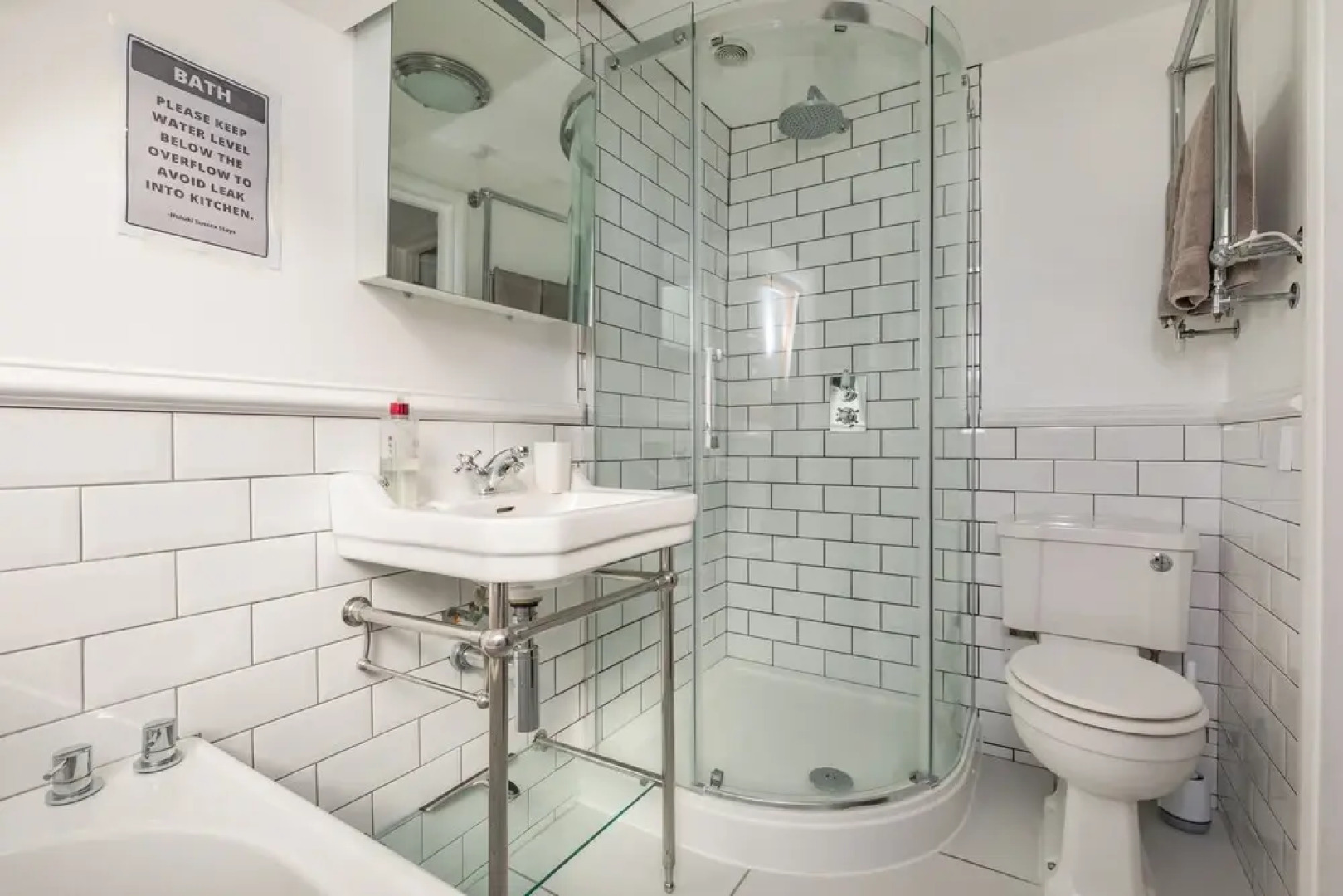 Danny Lodge | By Huluki Sussex Stays