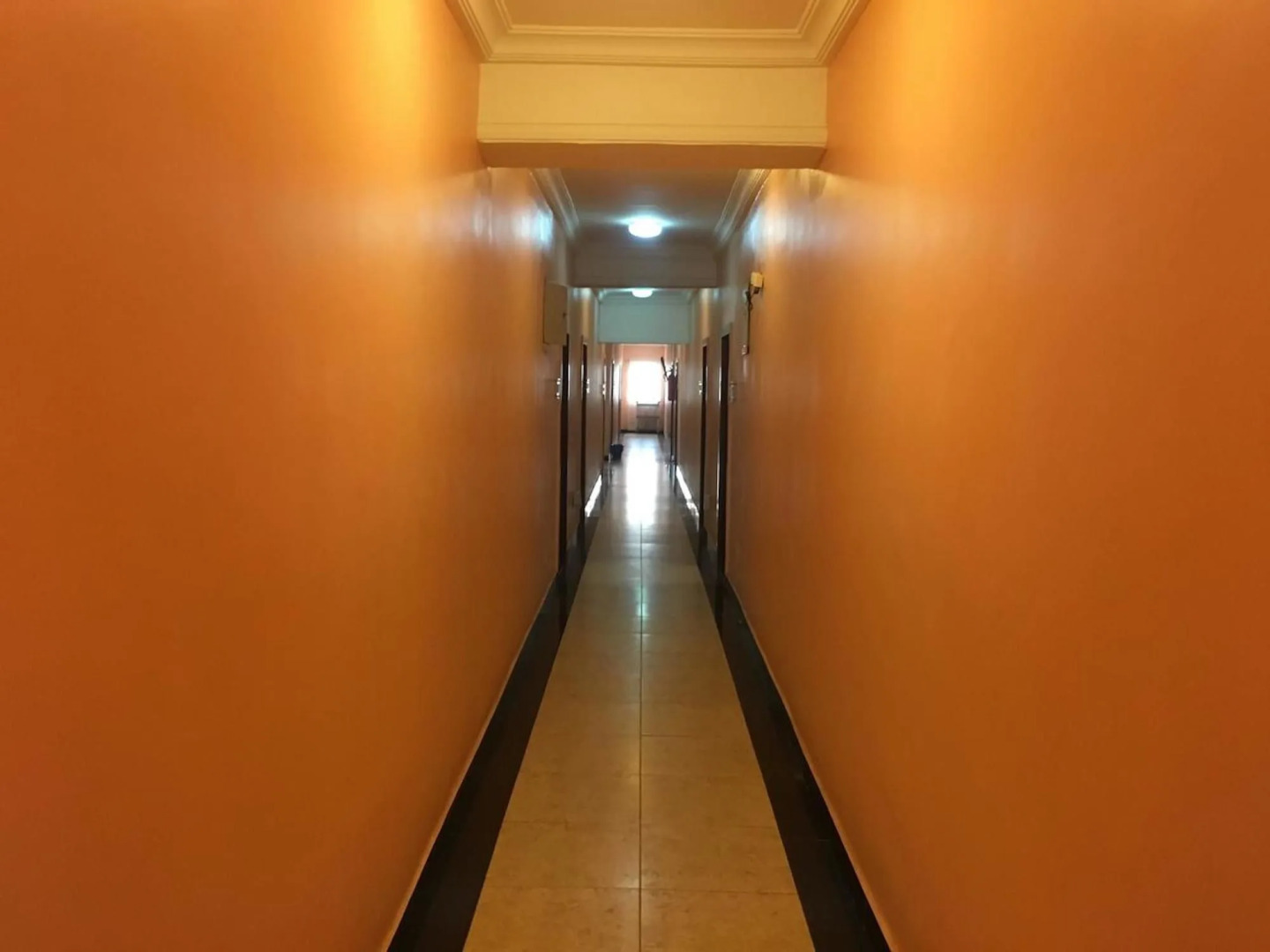 Cynergy Suites Royale