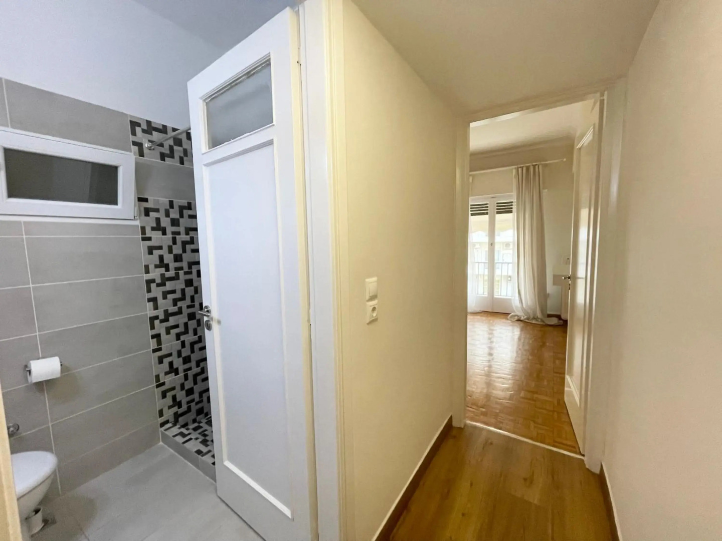 Faliro Apartments Next To The Beach