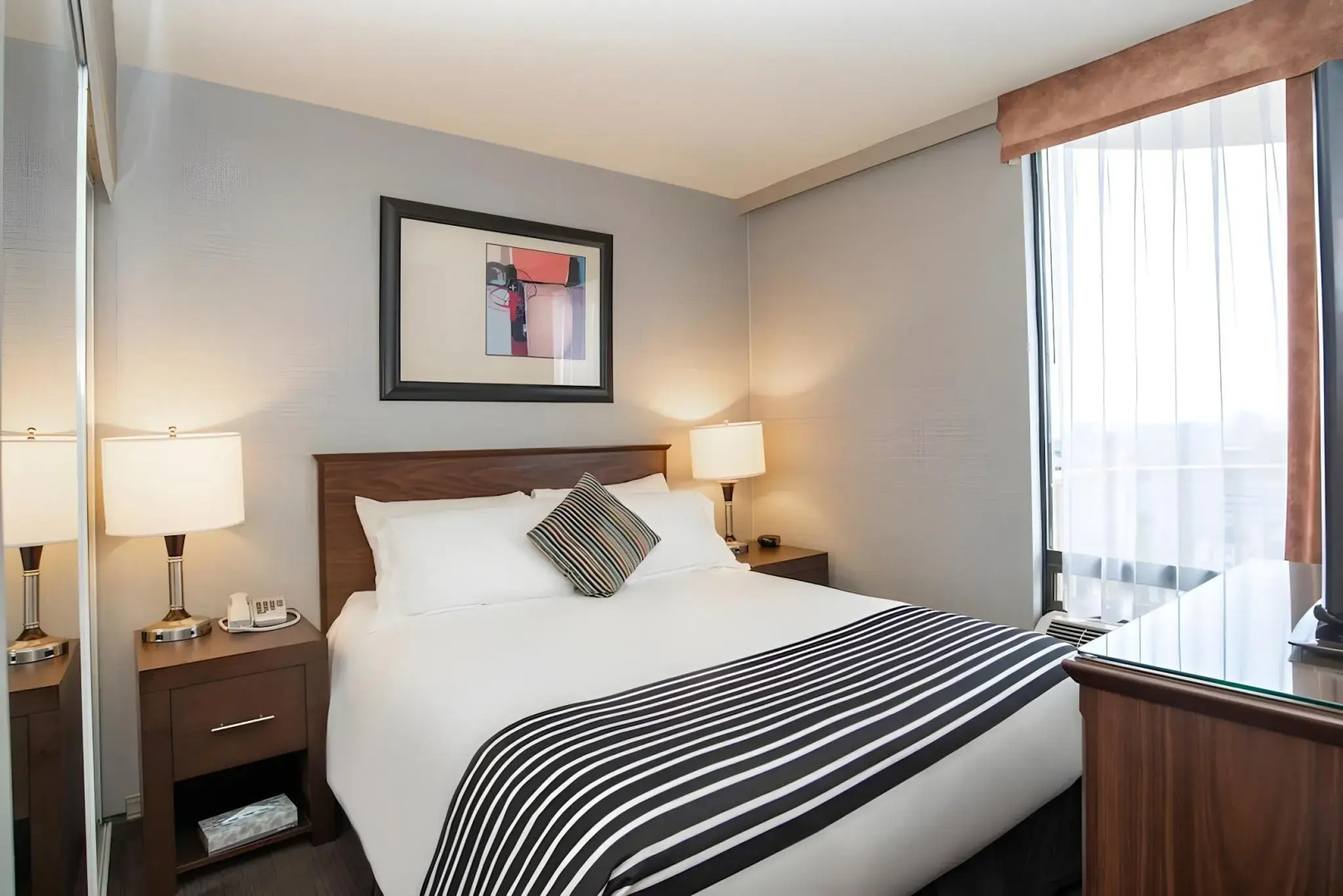 Sandman Suites Vancouver on Davie