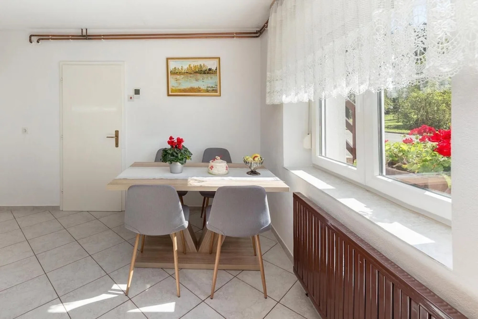 Pool House Mr ek Family Friendly