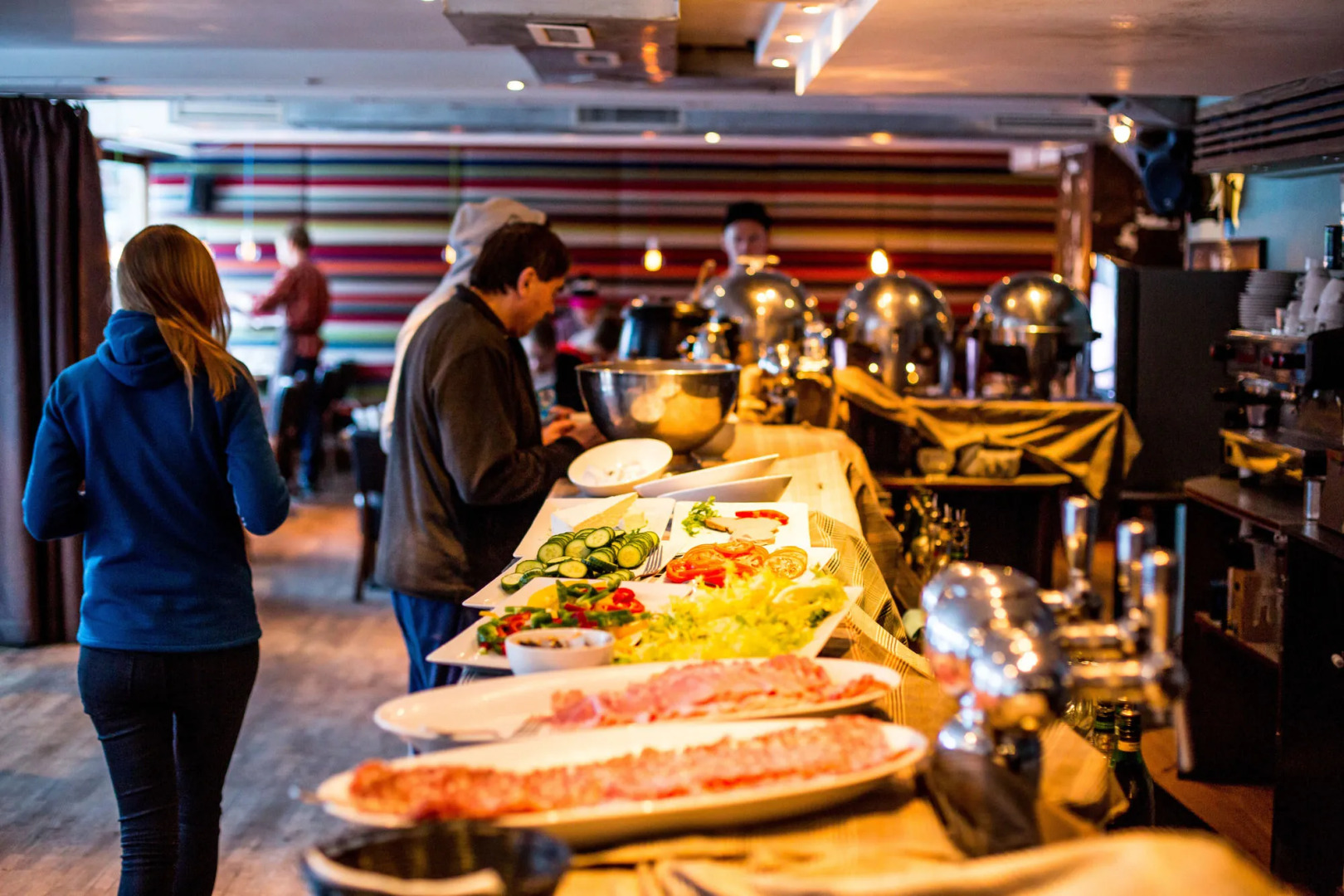 Langley Hotel Victors