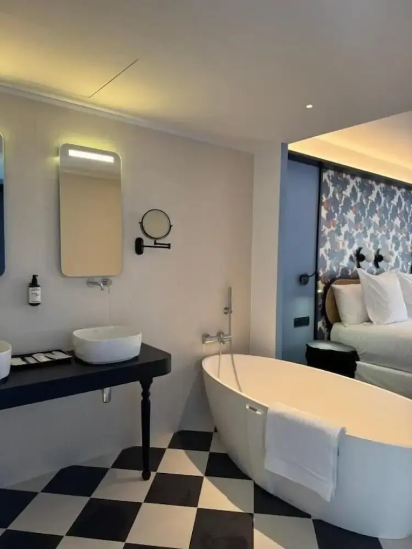 Hotel Divino by Fimedhotels