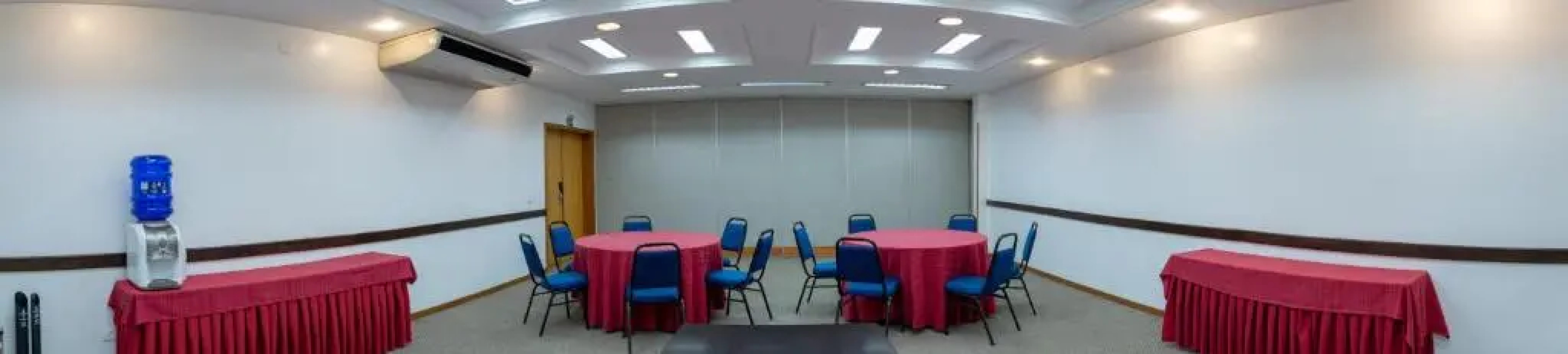 Hotel Campo Largo Express