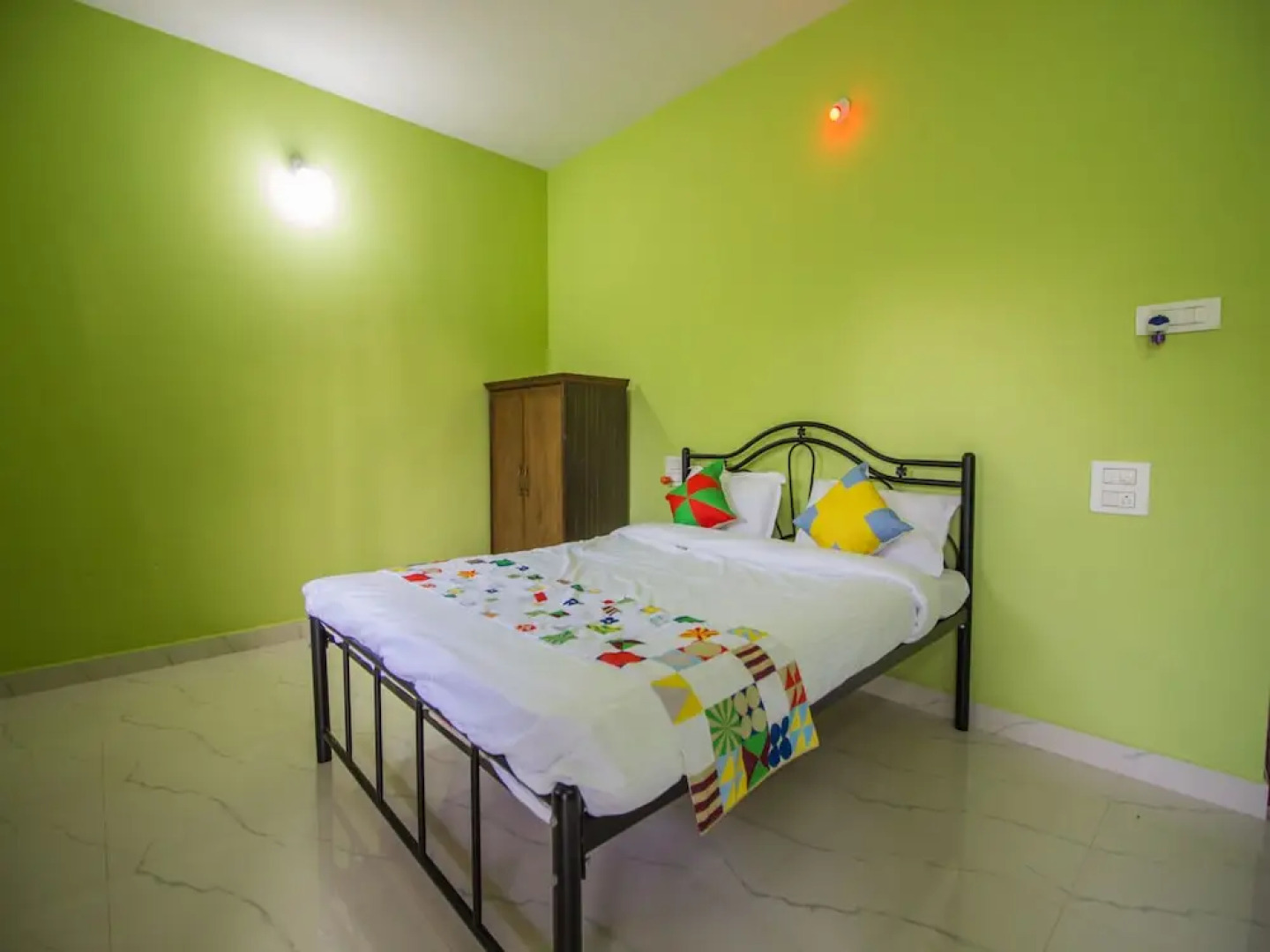 OYO 12852 Home Peaceful 2BHK Ashwem