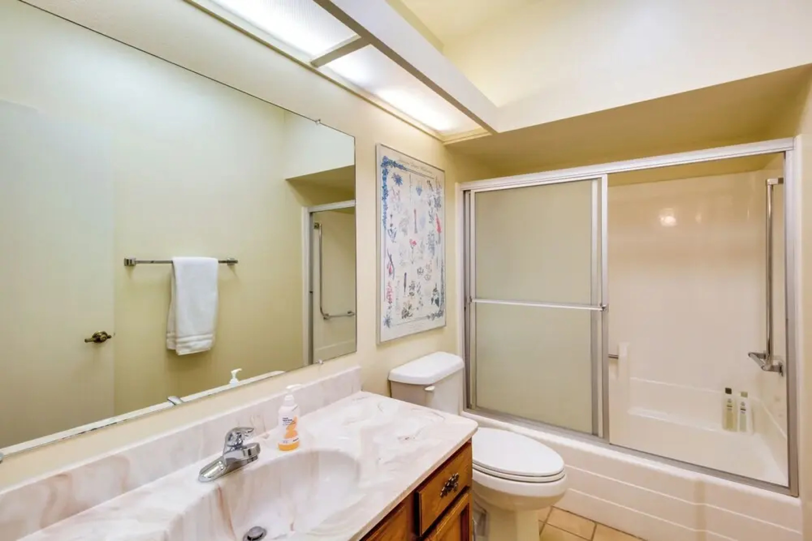 Green Valley Abode w/ Pool Access & Mtn Views