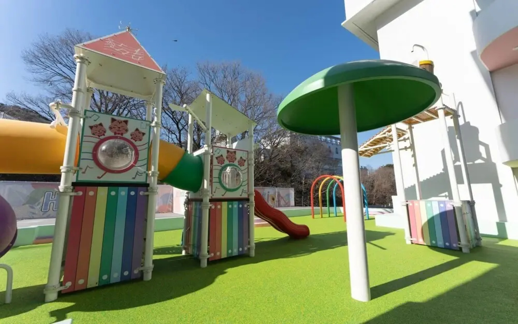 Gimhae Den Bastar Theme Kids Hotel