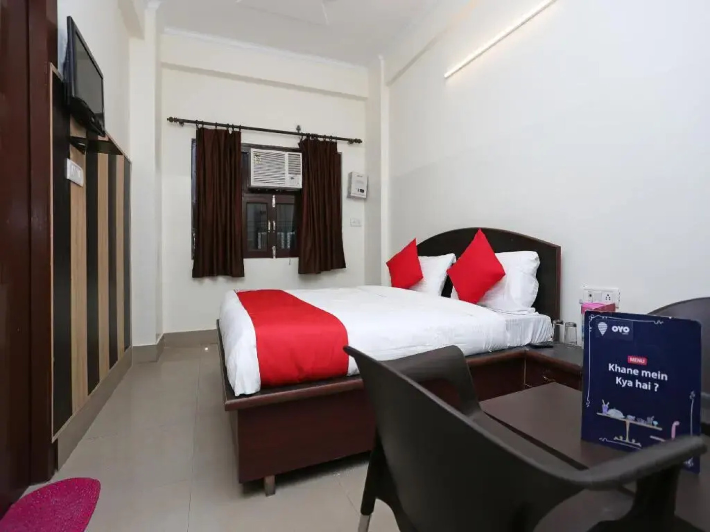 Hotel Anuradha Palace