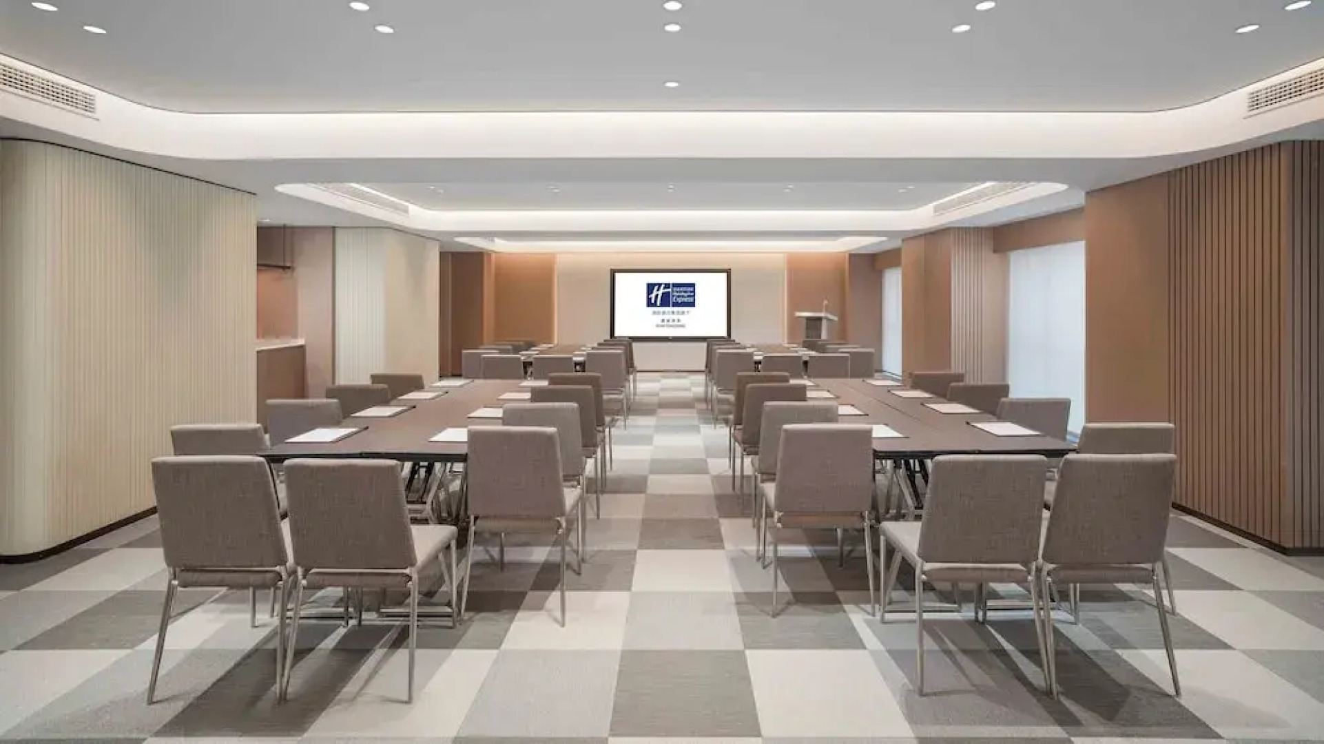 Holiday Inn Express Xi An Fengdong by IHG