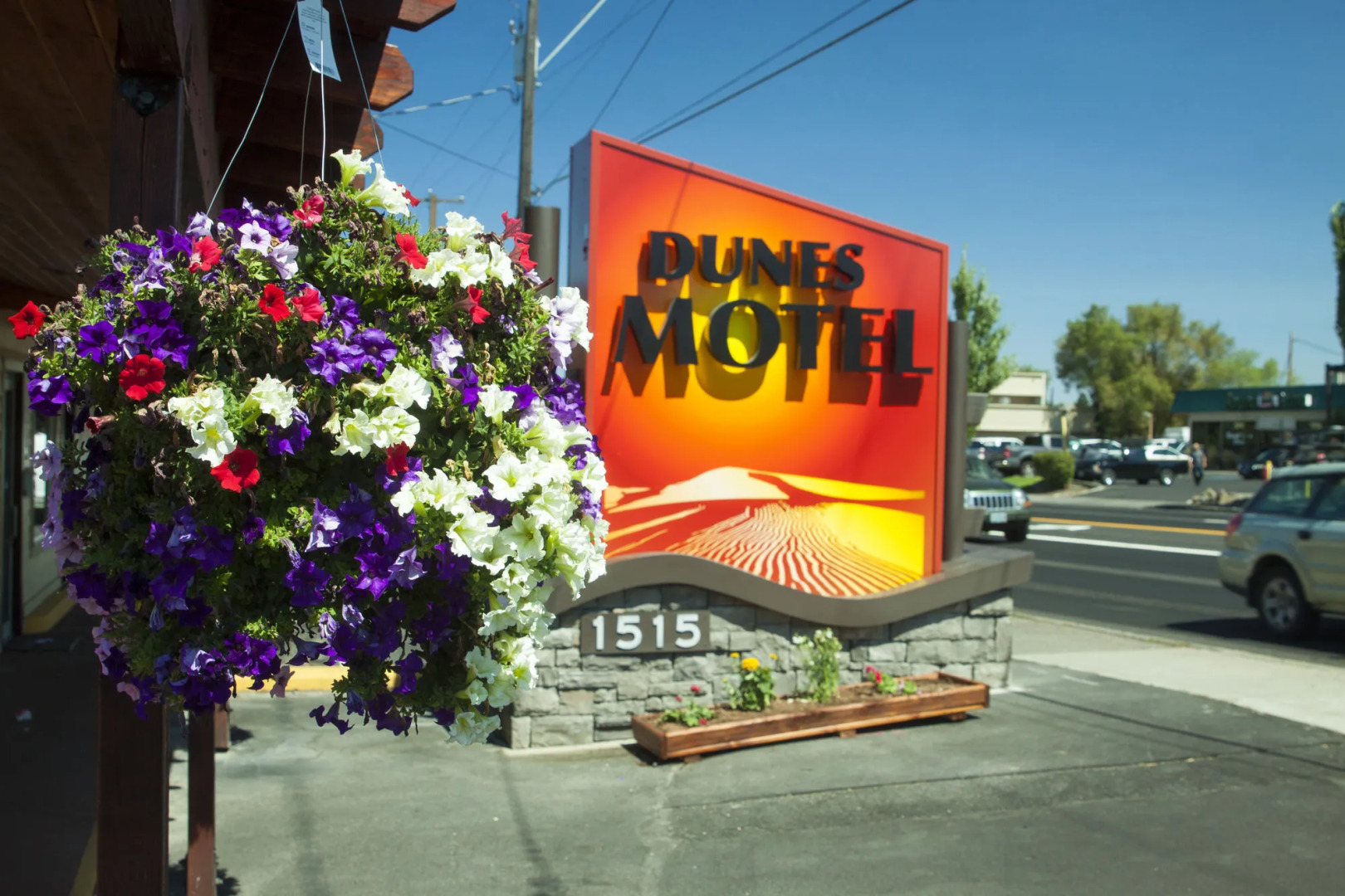 Dunes Motel