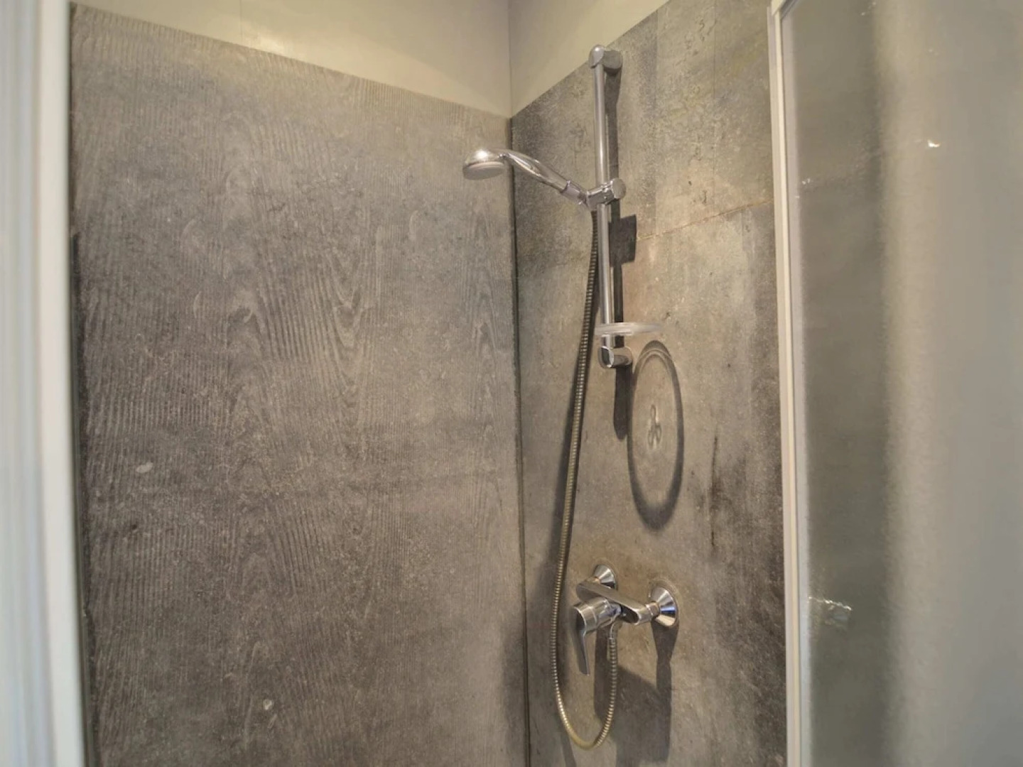 Elegant Estate Stay, Maredsous