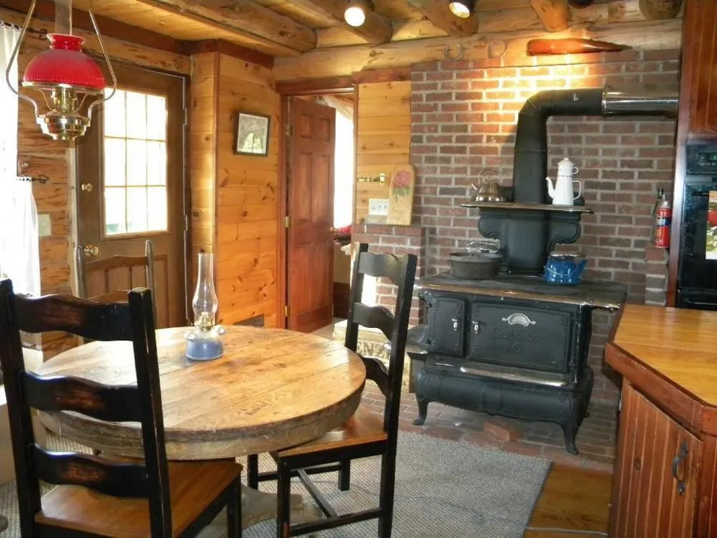 Rose And Goat Retreat - Mountain View Apartment