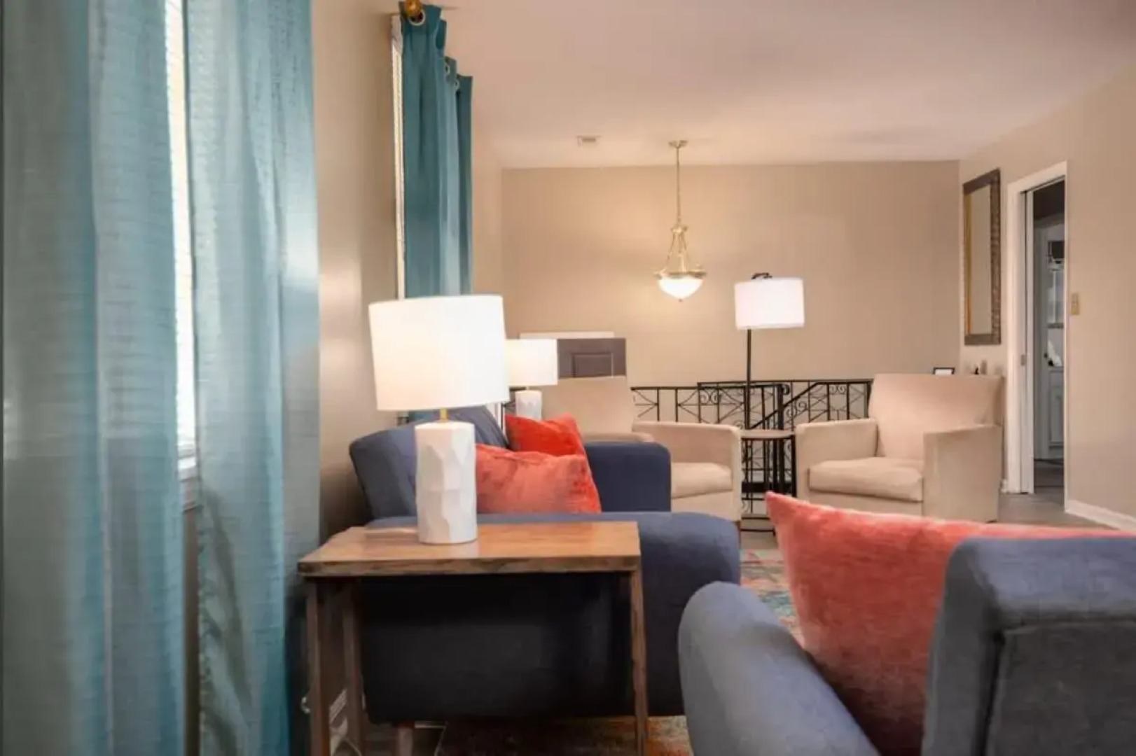 The Monterey Maison-20min N of Downtown, 6BR