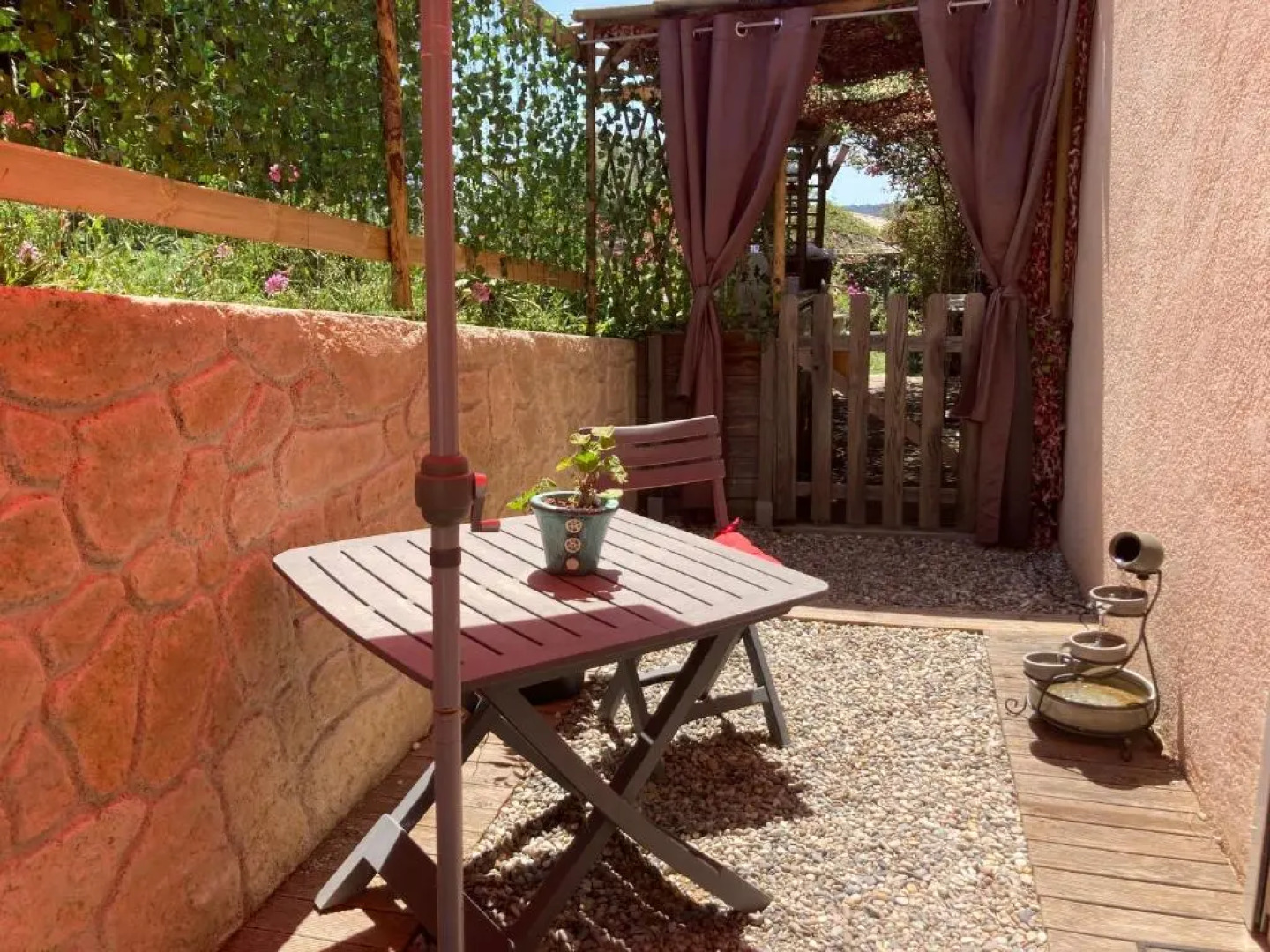 chambre double avec salle de bain privée