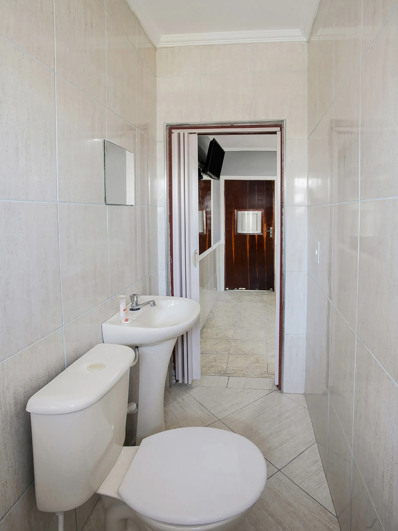 OYO Hotel Boneville, São Paulo