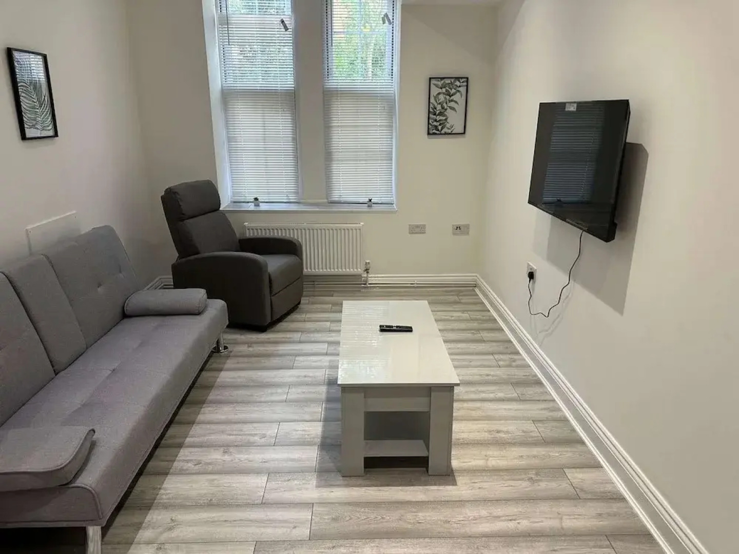 Immaculate 1-bed Apartment in Walton on the Naze