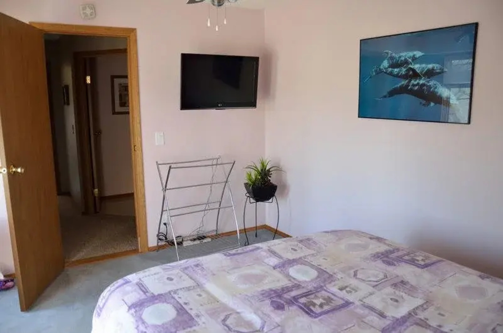 Gemstone Guest House and B&B