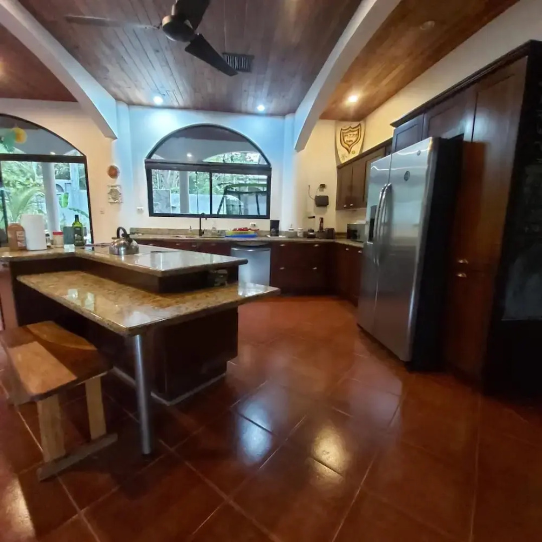 Casa Alice Surf Lodge - Hostel