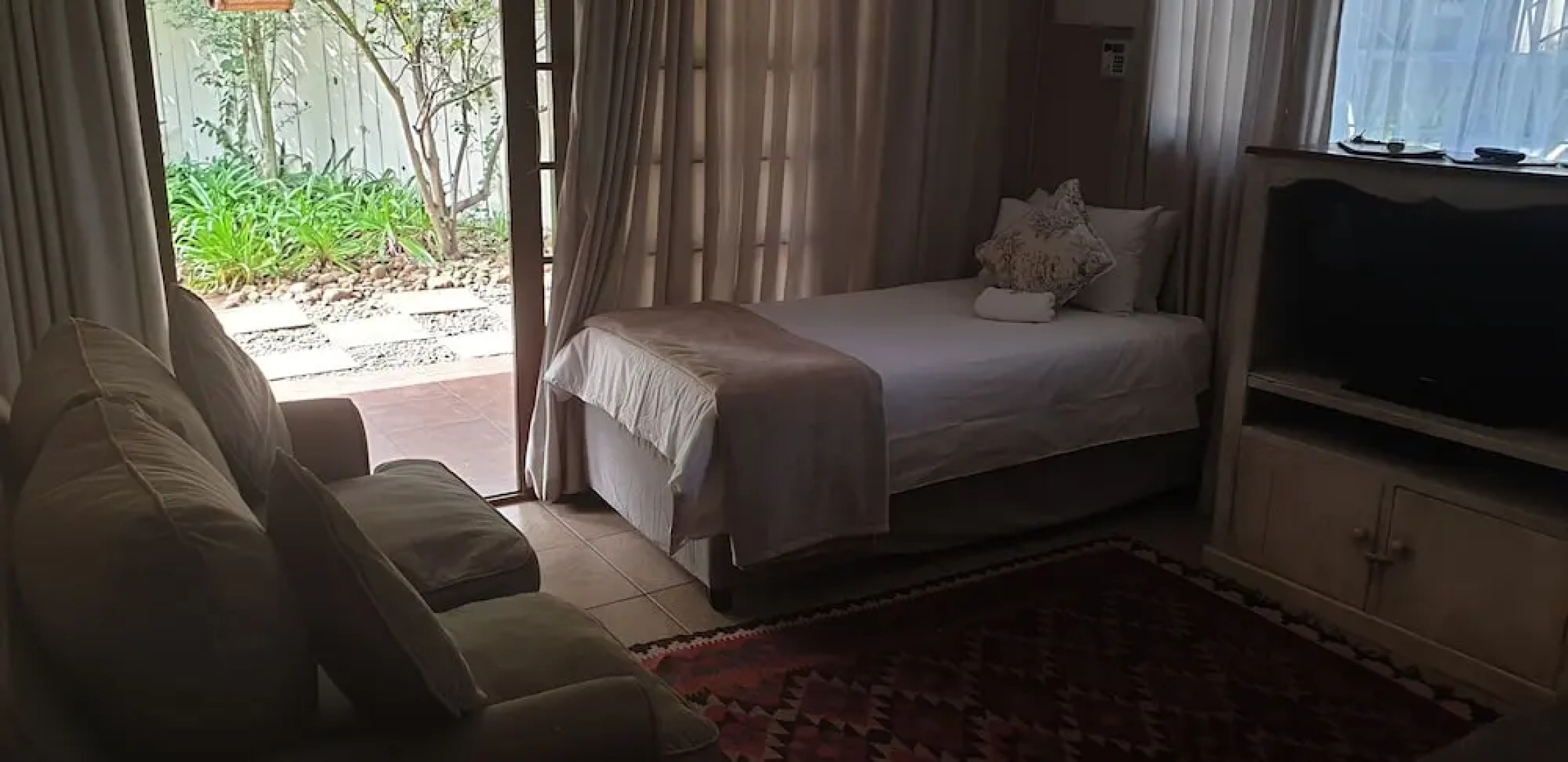 Stoep Cafe Guest House