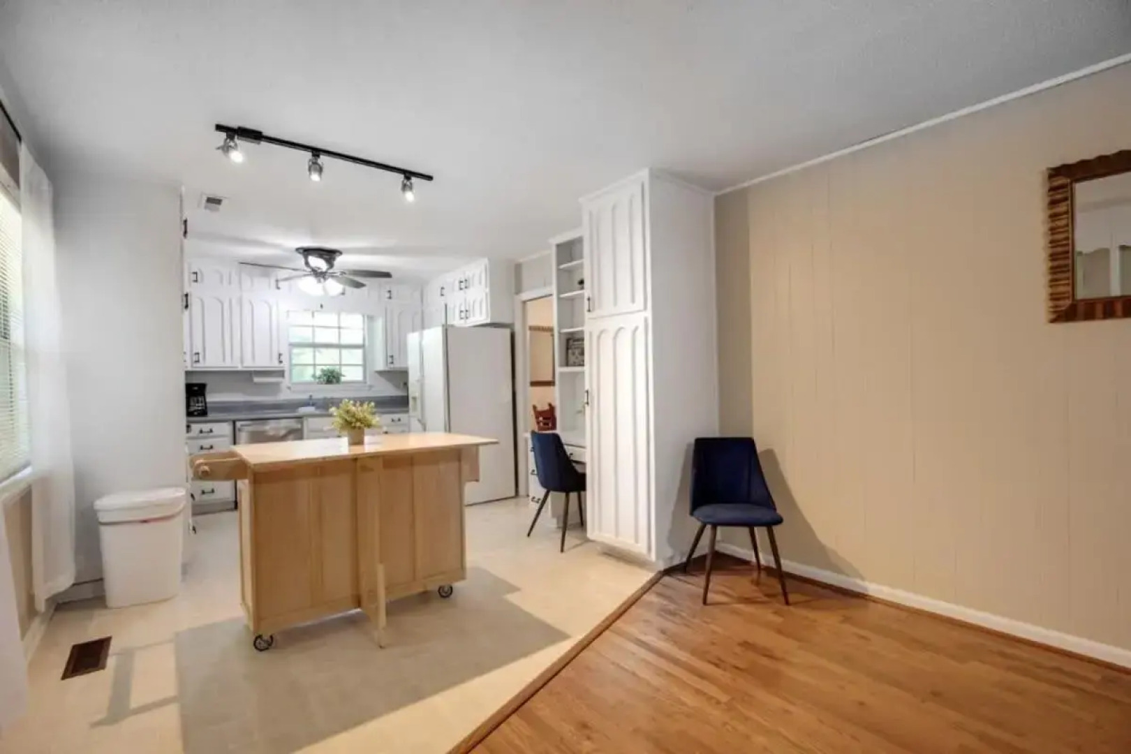 The Monterey Maison-20min N of Downtown, 6BR