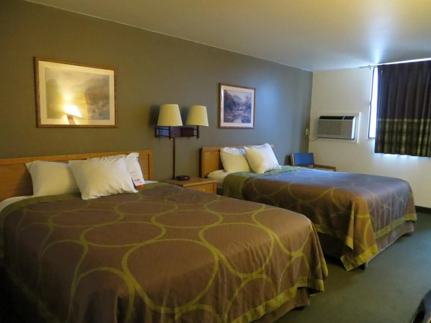 Super 8 by Wyndham Spearfish