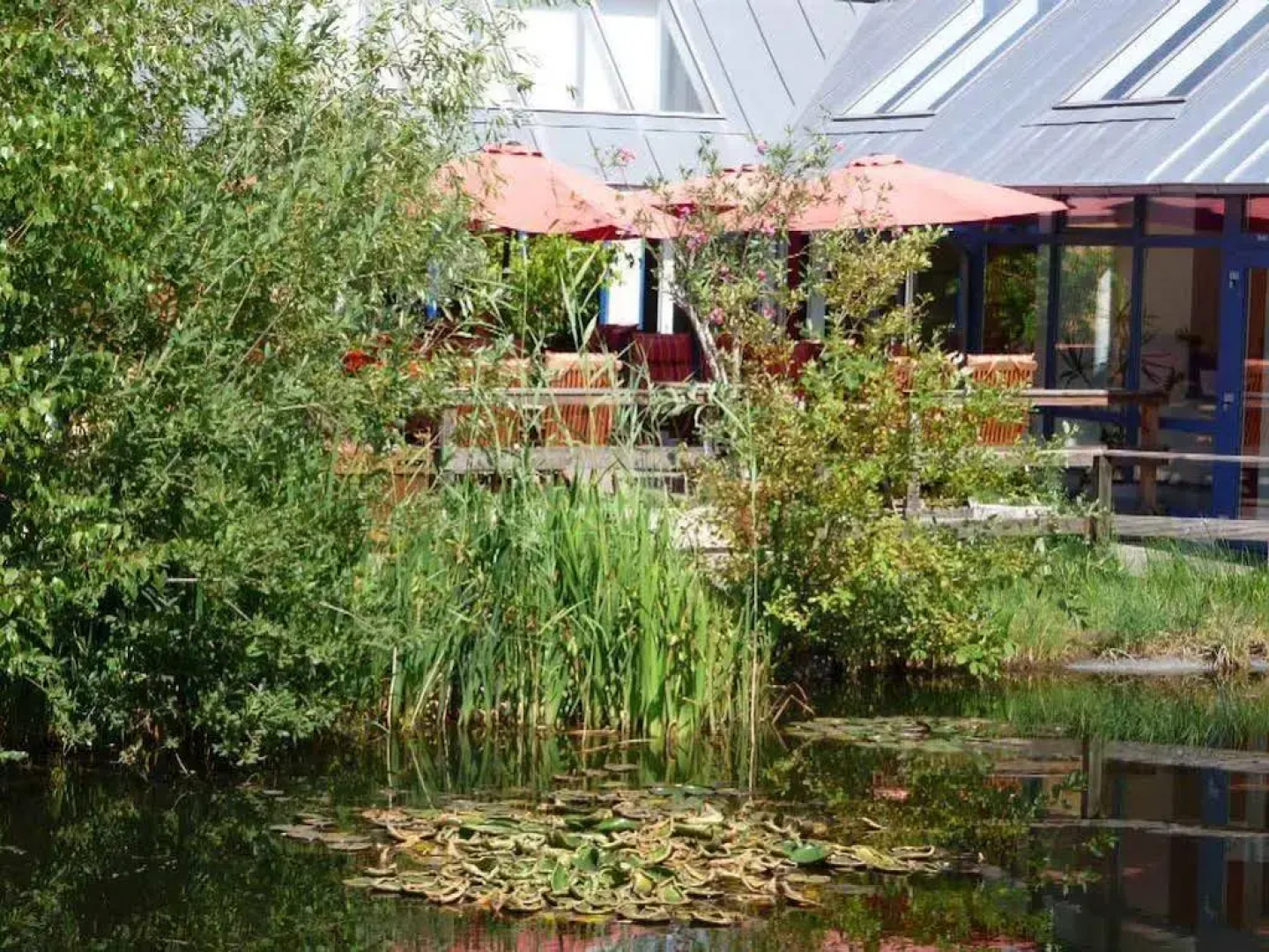 Sporthotel Neuruppin - Apartmenthaus mit Ferienwohnungen