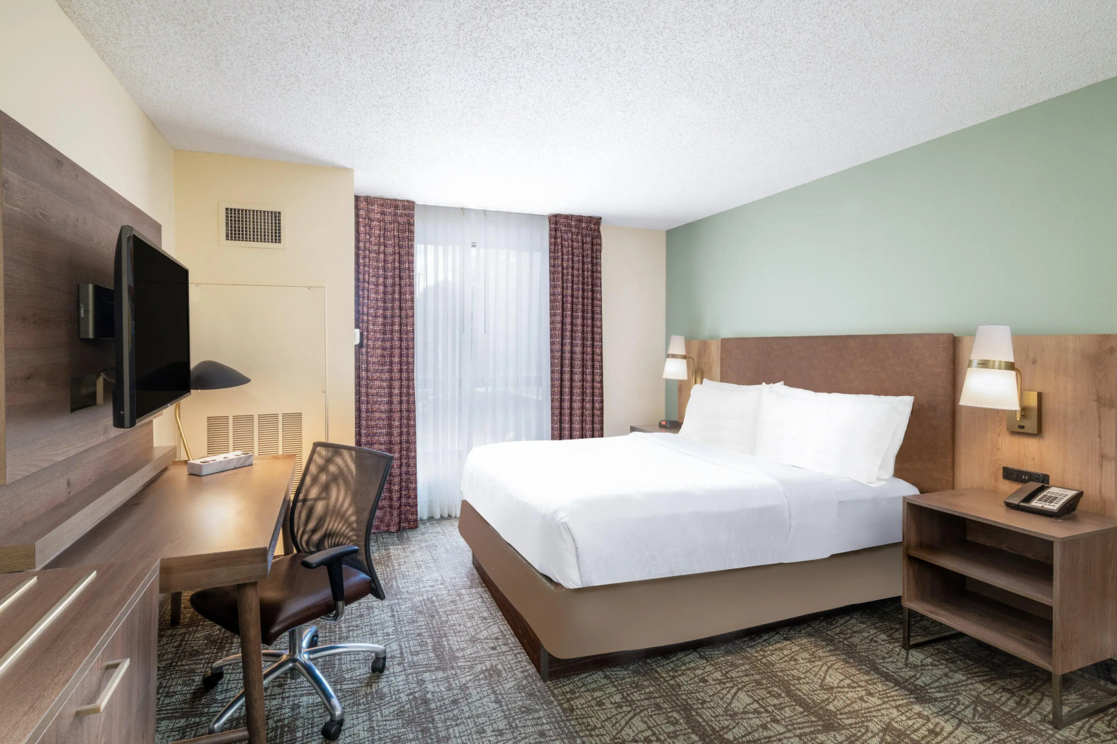 Staybridge Suites Memphis - Poplar Ave East by IHG