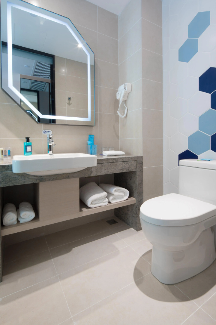 Holiday Inn Express Qidong Downtown