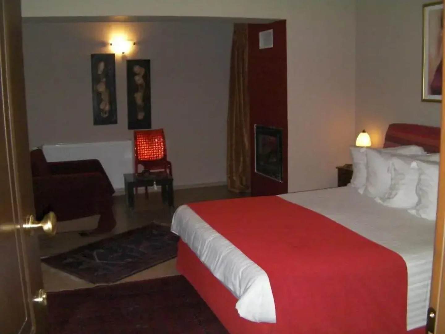 Pandion Boutique Hotel & Suites