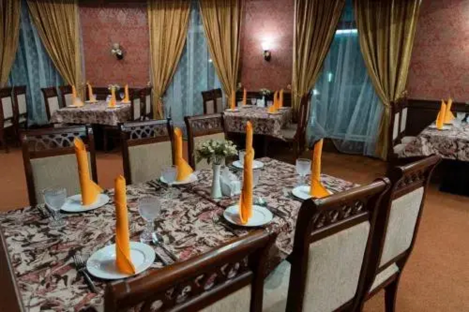 Charos Deluxe Resort & Spa