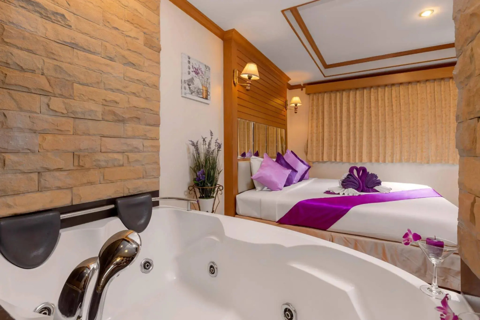 Bangkok Residence Hotel