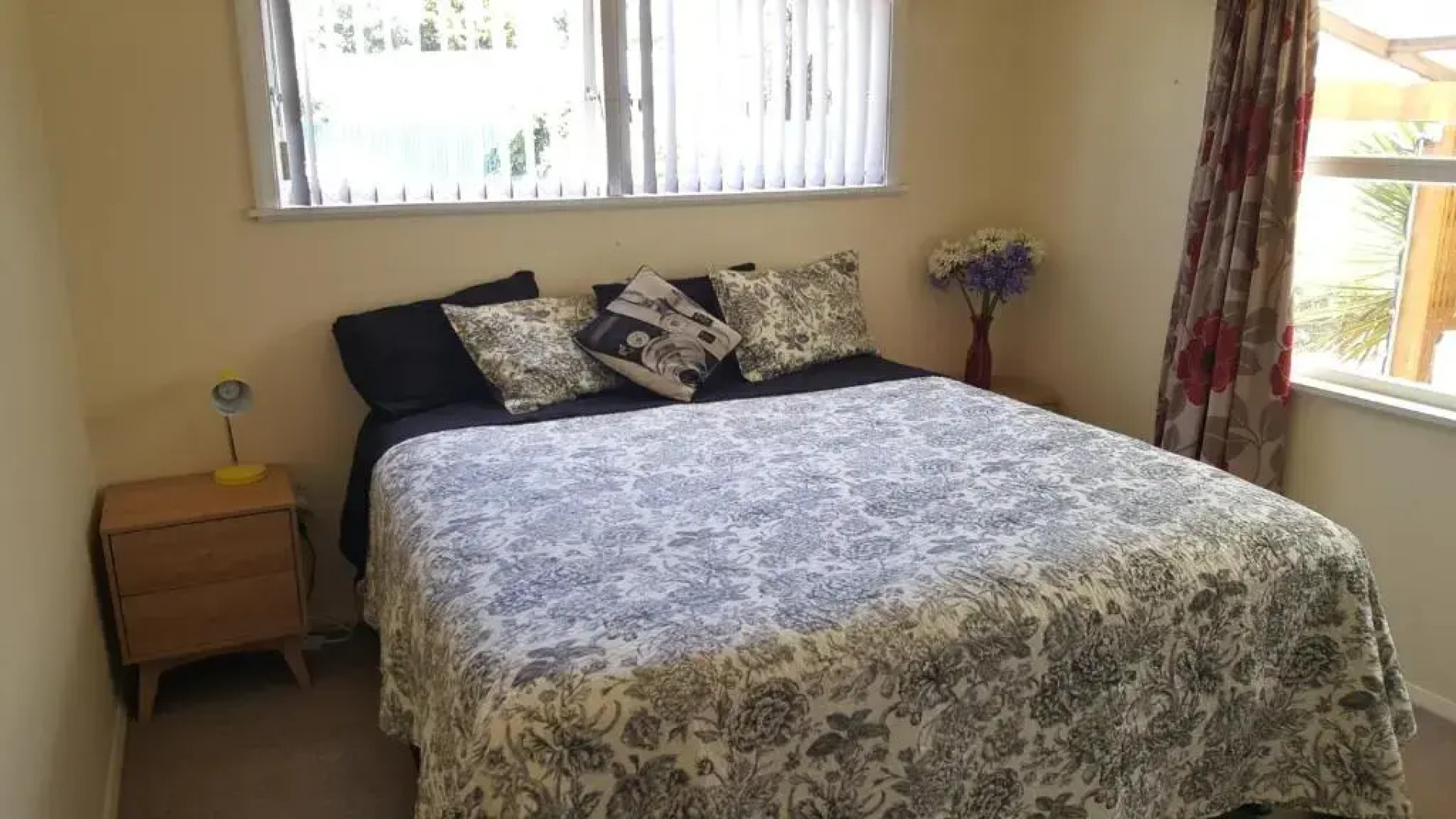 Quiet Cul de Sac, Close To Abel Tasman