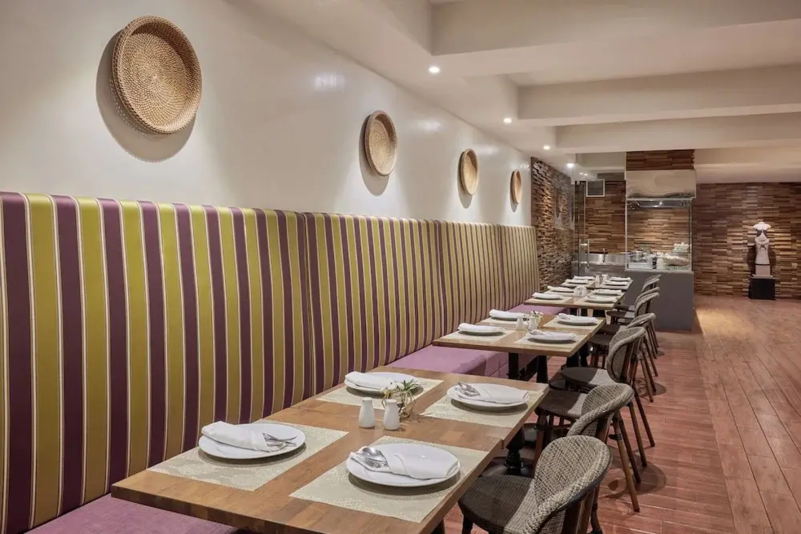 Holiday Inn & Suites Batangas Limapark