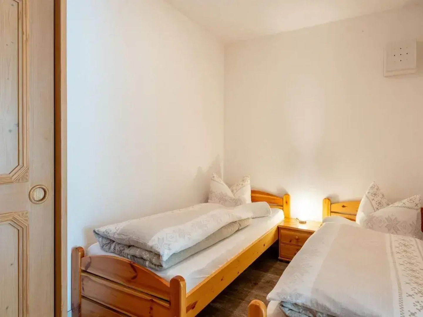 Apartment in Strengen Near Ski Bus