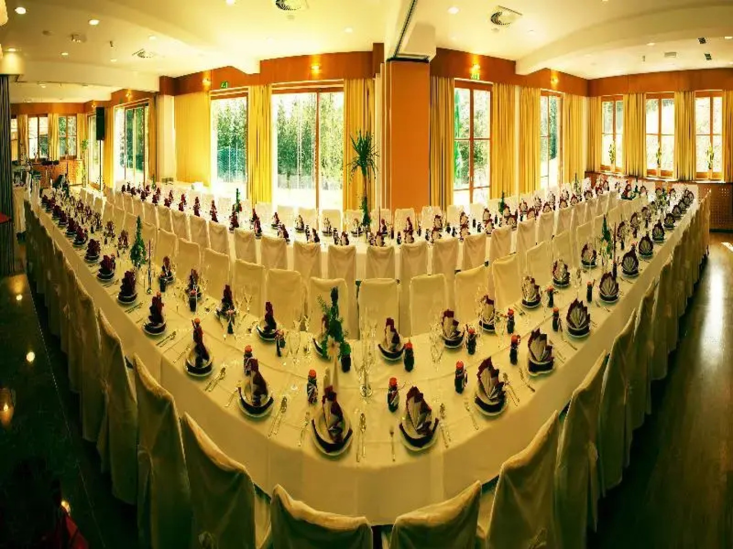 Pohorje Village Wellbeing Resort - Forest Hotel Videc