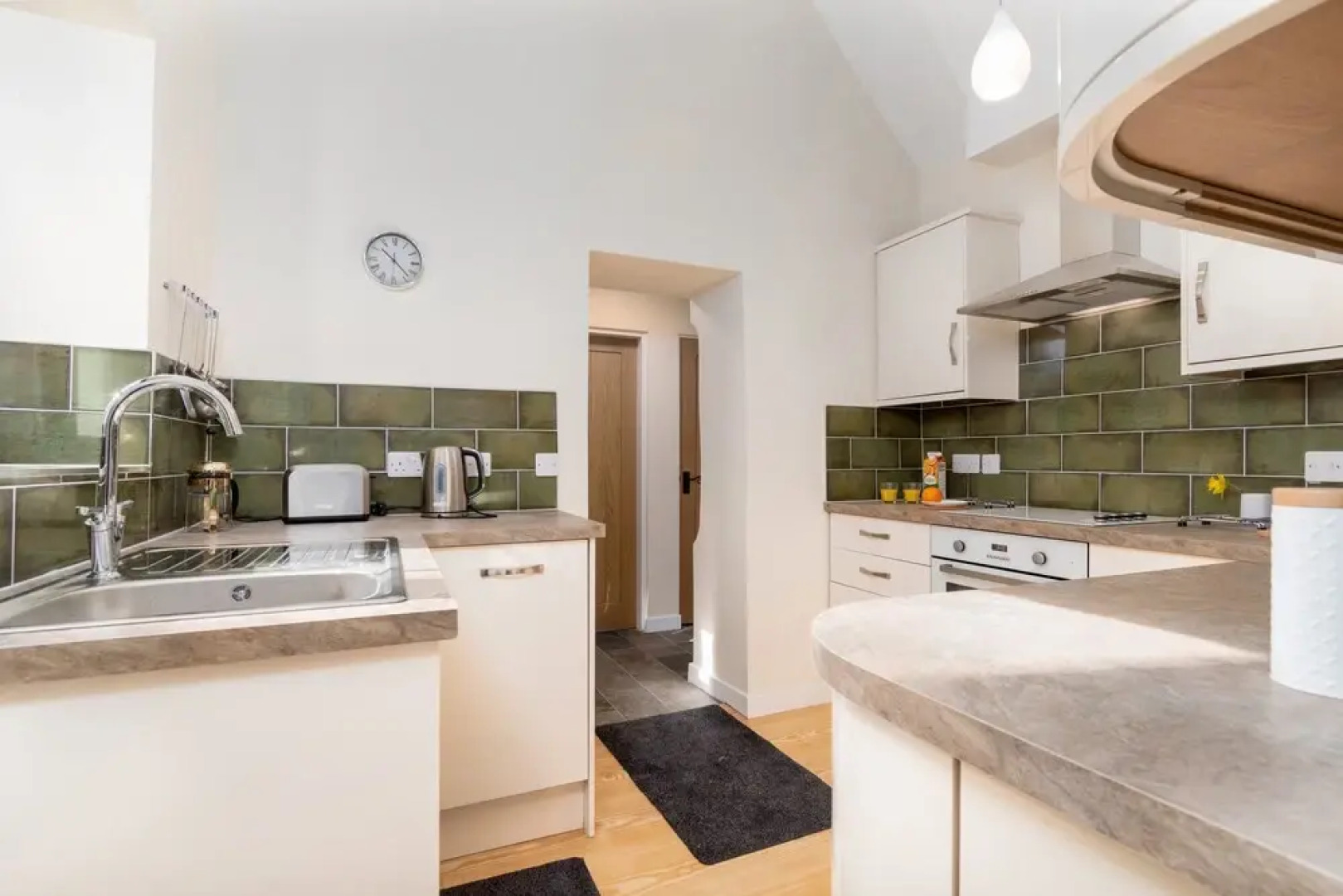 Ye Olde Bulls Head Inn & Townhouse