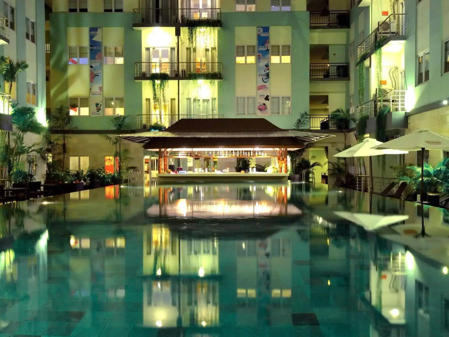 HARRIS Hotel & Residence Riverview Kuta Bali