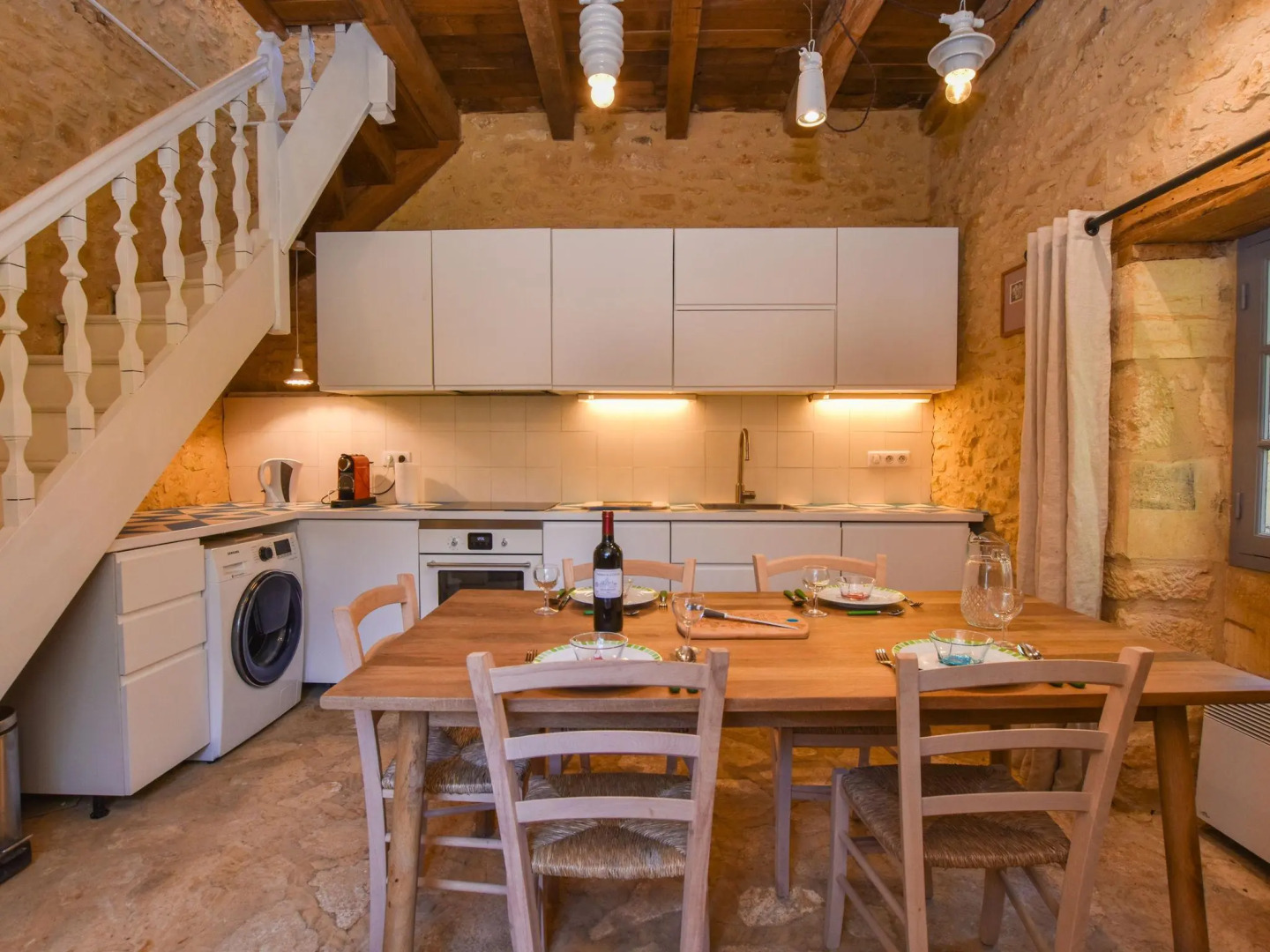 Cozy Holiday Home in Saint-Germain-de-Belves with Garden