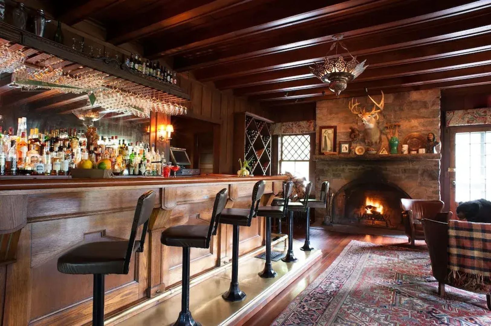 Deer Mountain Inn