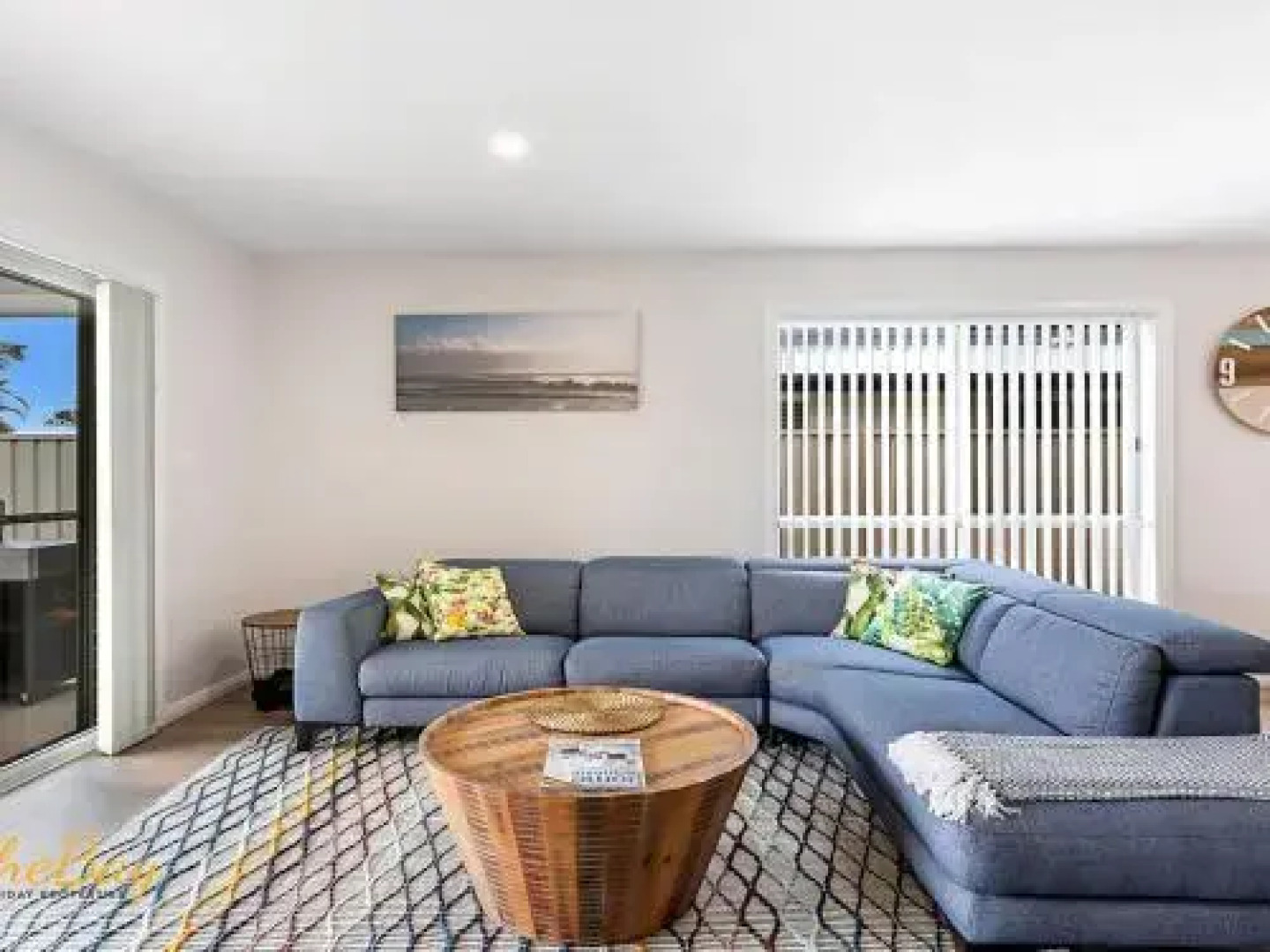 Pacific Paradise No.28 Anna Bay