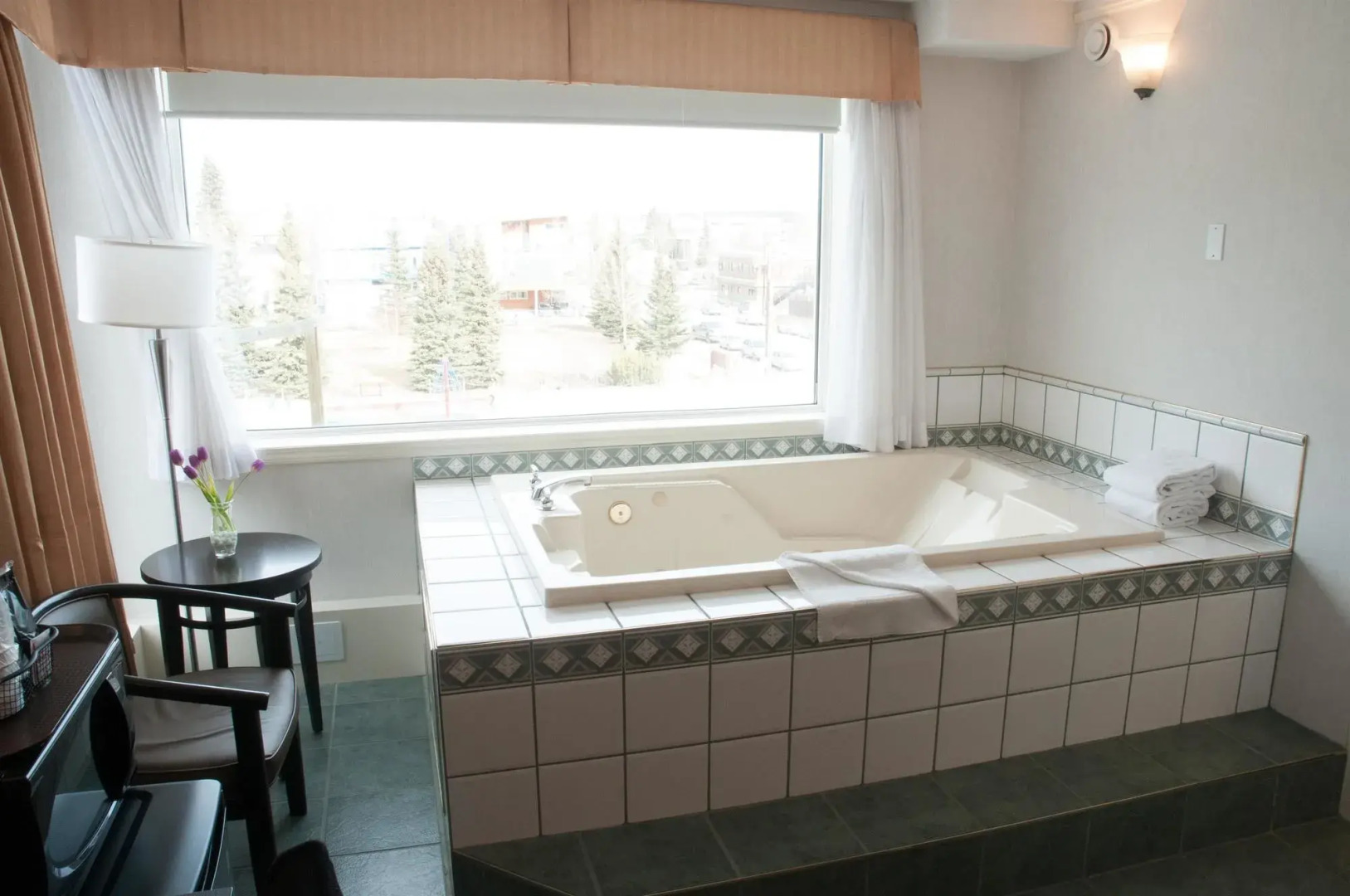 Coast High Country Inn