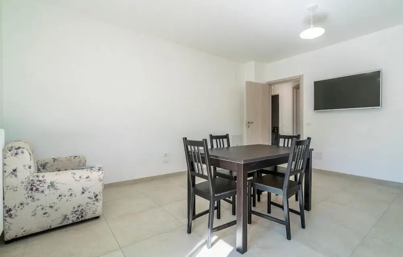 Beautiful Home in Farindola With Wifi and 2 Bedrooms