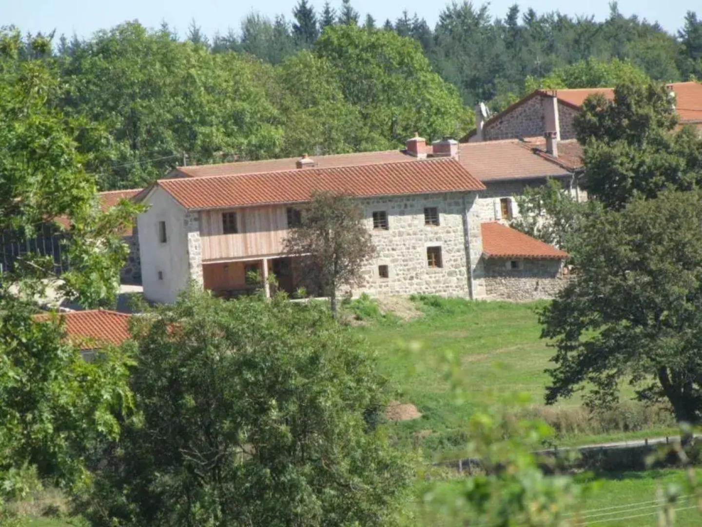 Gite Apinac, 4 pièces, 6 personnes - FR-1-496-188