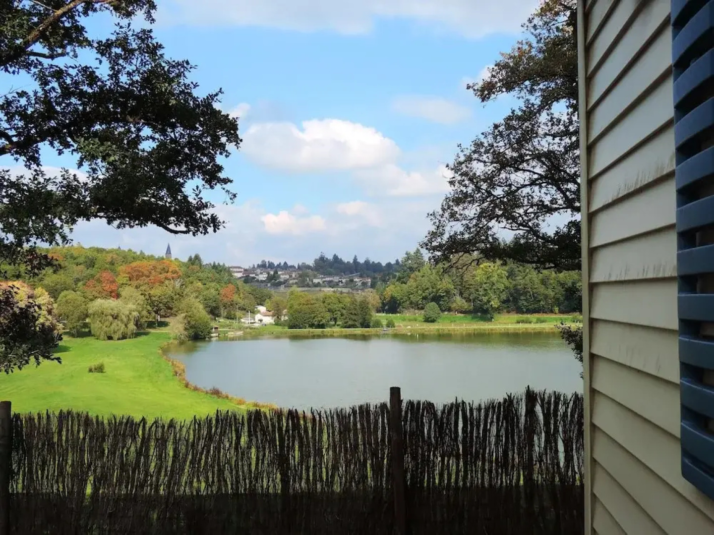 Bungalow With 2 Bedrooms in Rochechouart, With Wonderful Lake View, Po