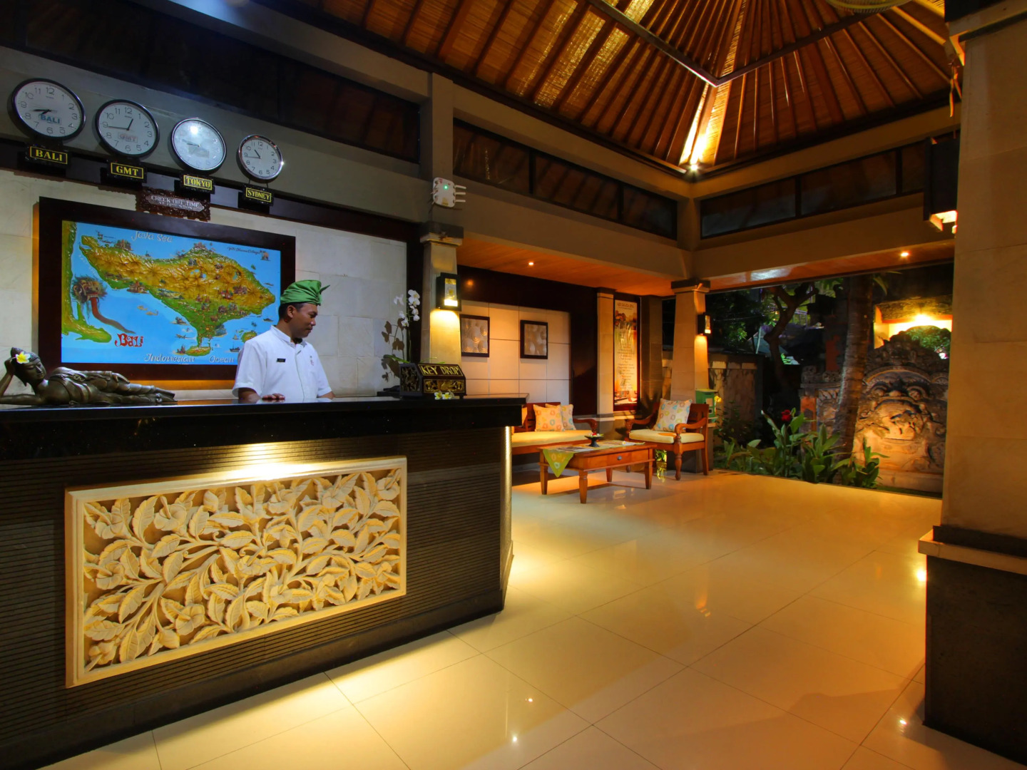 Adi Dharma Hotel Legian