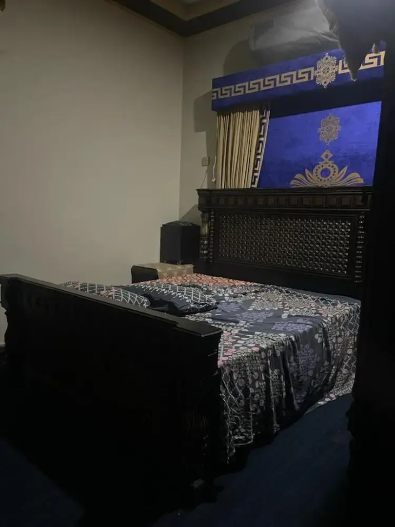 Warraich Villa gt Raod Gujrat Entire